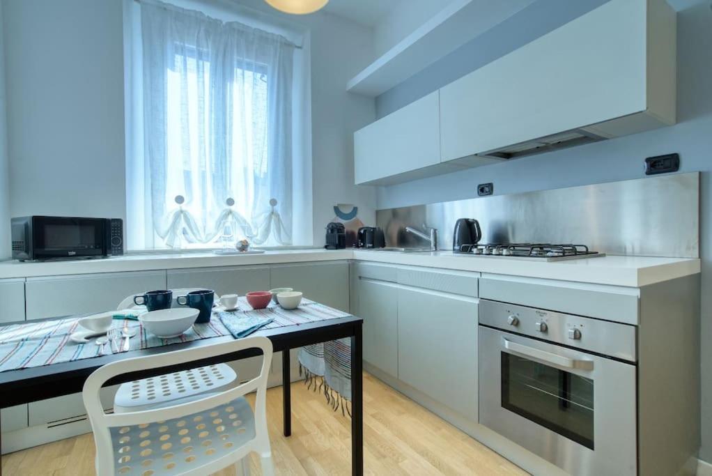 Appartement Ospitali - Casa Armonia Delizioso Bilo Vicino A Piola Milaan